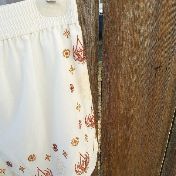RACHEL & ZOE embroidered shorts - Picture 4 of 7